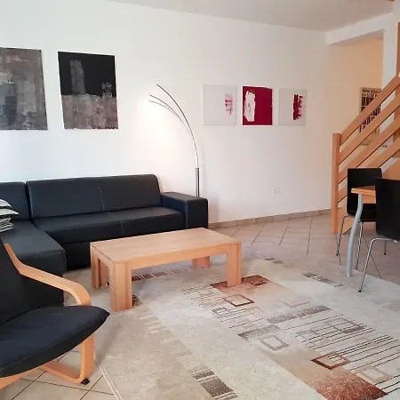 Montis Apartment